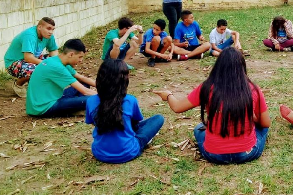 Jovens de Tremembé (SP) focam no futuro em projeto sobre mundo do trabalho